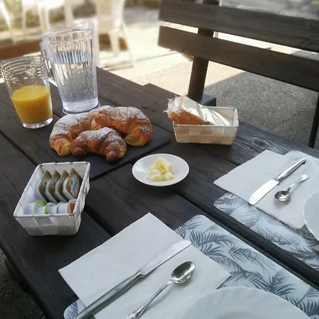 Al Pescatore Contento Bed & Breakfast Villaggio del Pescatore